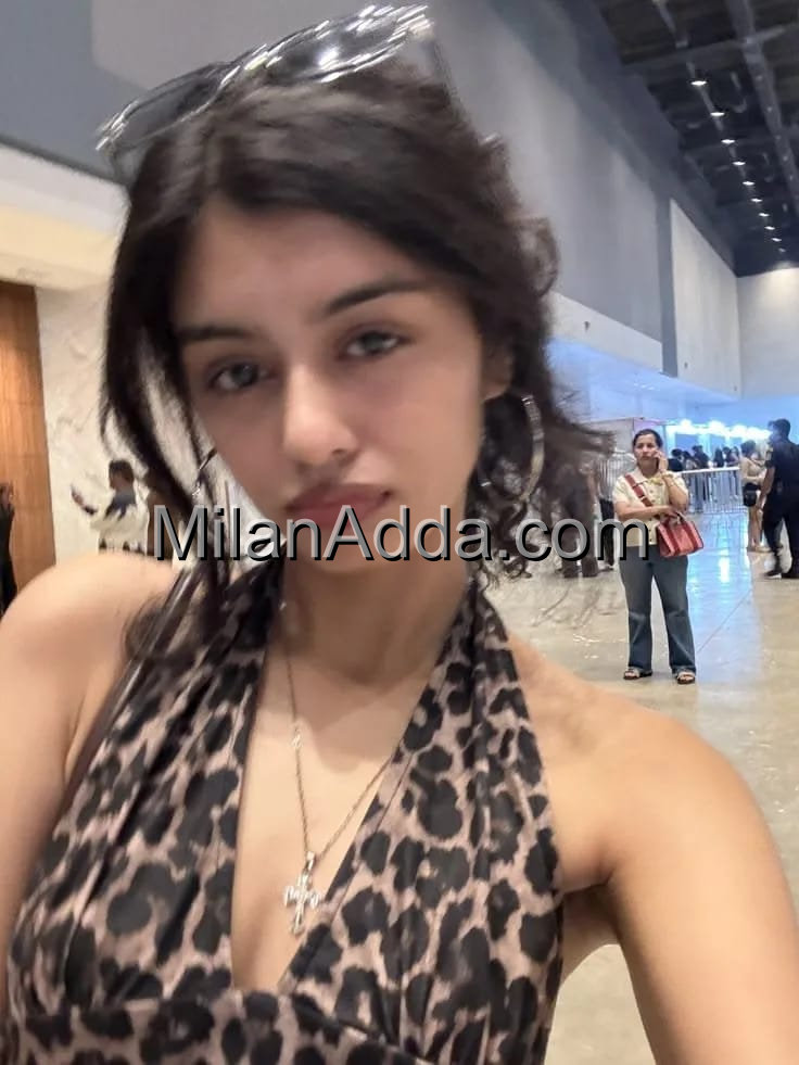 100%Live full nude video call service 🍌 Full Fingering 💦 Demo charge pay full nude with boobs pressing 👄Genuine video call service🍌2